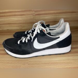 Nike Challenger OG Black White CW7645-002